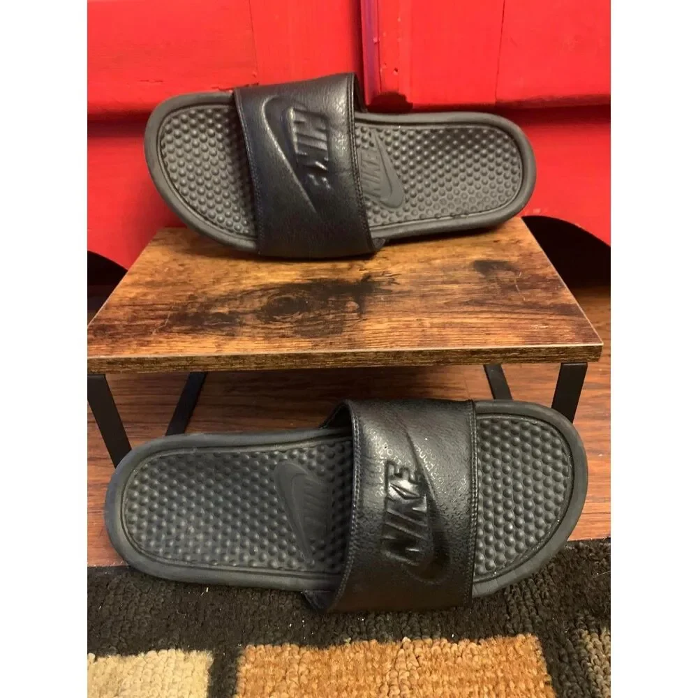 Nike Mens Size 8 Benassi Just Do It Black Slides Slip Ons Flip Flops Sandals EUC